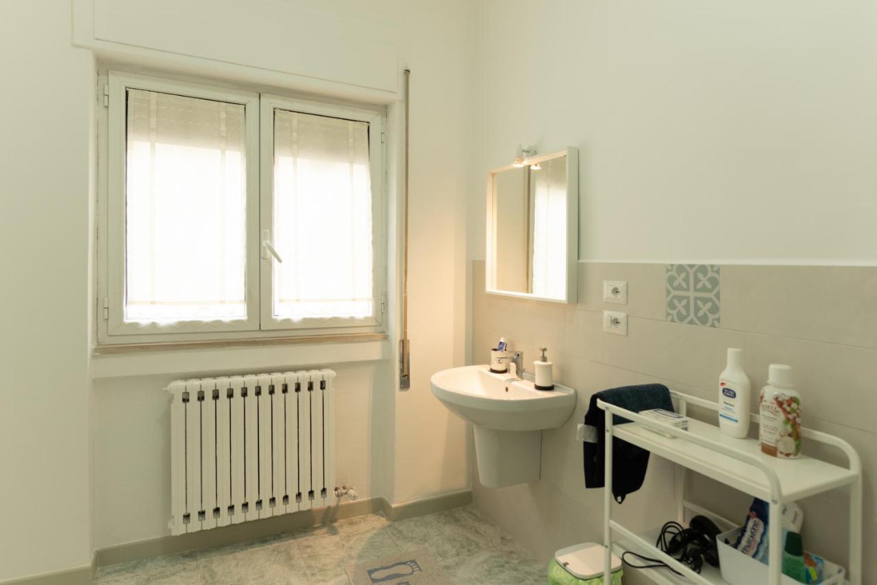 Archita Guest House Bari Esterno foto